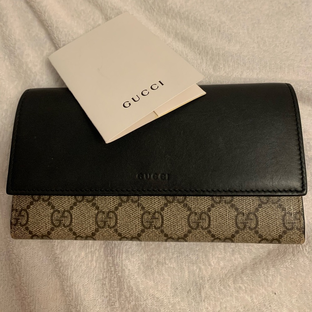 Gucci wallet